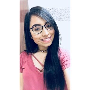 Meet your Posher, Liliana